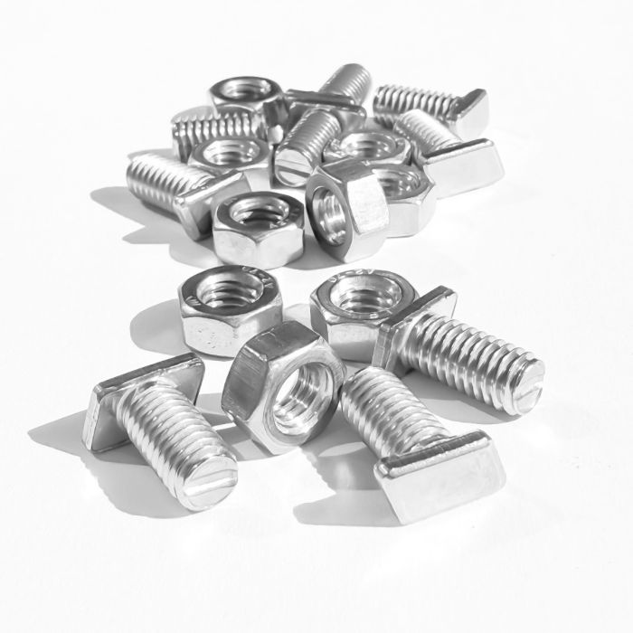 15 St. Halbkopfschrauben aus Edelstahl 12 mm