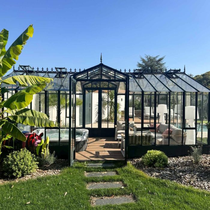 Gewächshaus LAMS Classique mit Dachgaube und Aluminiumsockel